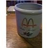 Image 1 : 1997 Holiday McDonalds Crock-by Redwing #1919149