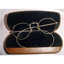 Eyeware wired frames/case #1918526