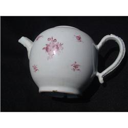 18th. century Chinese export porcelain teapot #1936899