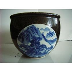 Chinese   porcelain jar #1940773