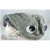 Image 1 : SHARK STYLE SNUGGLE BAG FOR CHILD