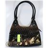 Image 1 : NEW BROWN ALLIGATOR-STYLE DESIGN PURSE