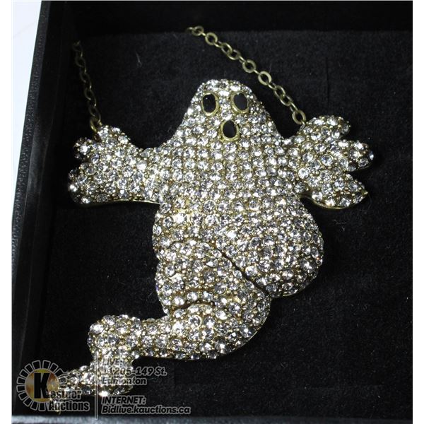 AUTHENTIC HEIDI DAUS SPOOKTACULAR PIN