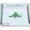 Image 1 : JADE RING IN BOX