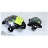 Image 1 : BLACK ONYX STONE TURTLES W/ INLAID MOTHER O PEARL