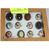 Image 1 : 12 RINGS IN DISPLAY BOX