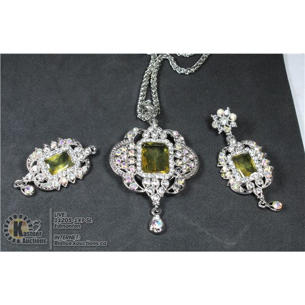 RHINESTONE NECKLACE & EARRINGS SET