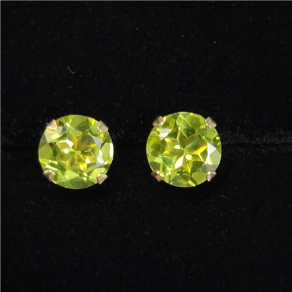 MZ7-42 10K  PERIDOT EARRINGS