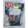 Image 1 : FIVE 1965 LIFE MAGAZINES