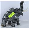 Image 1 : MARBLE & ONYX CARVED LARGE ELEPHANT