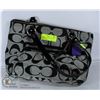 Image 1 : AUTHENTIC COACH MONOGRAM PURSE