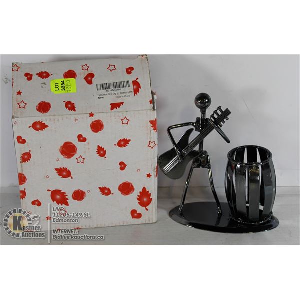 PAIR OF METAL PEN HOLDERS.