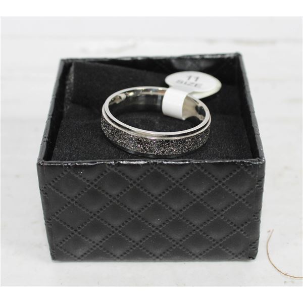 STAINLESS STEEL MENS RING SIZE 11