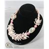 Image 1 : ESTATE SHELL NECKLACE
