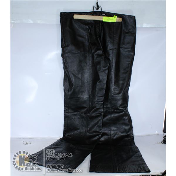 PAIR OF LADIES BLACK DANIER LEATHER PANTS -