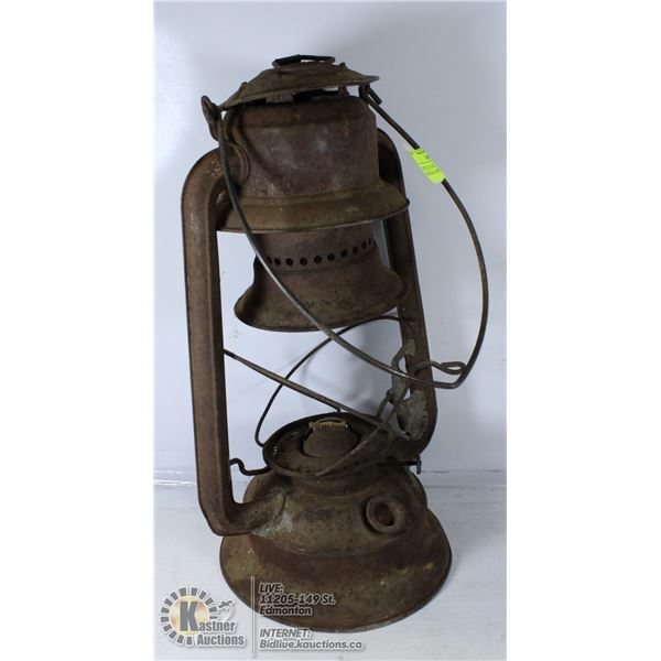 ANTIQUE 1912 E.T. WRIGHT NO 3 RAILROAD LANTERN