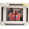 Image 1 : FRAMED CONNOR MCDAVID AND WAYNE GRETZKY PHOTO