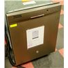 Image 1 : GE STAINLESS STEEL 24" DISHWASHER