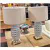 Image 1 : 2 TABLE LAMPS BEIGE AND WHITE H-APPROX 28.5"