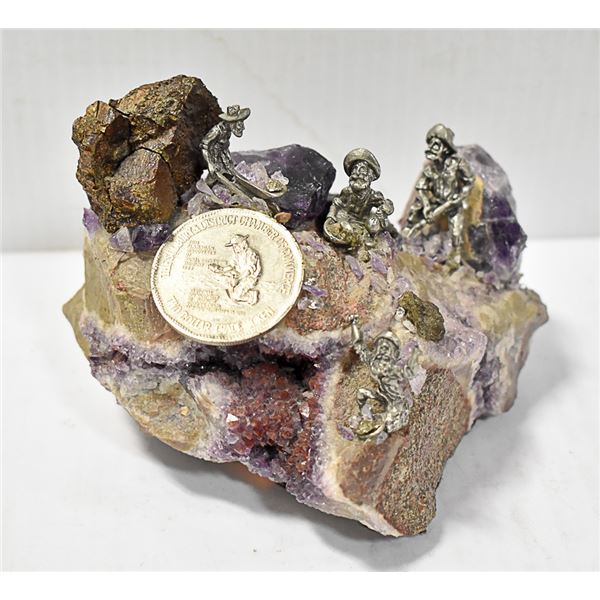 AMETHYST STONE SPECIMEN