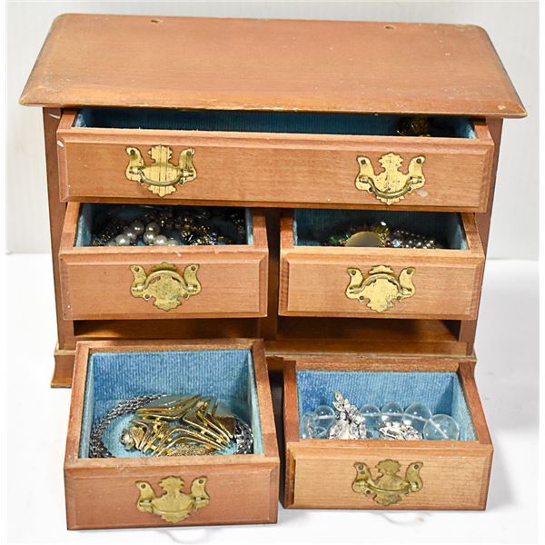 VTG JEWELRY MUSIC BOX FILLED /W ESTATE JEWELRY.