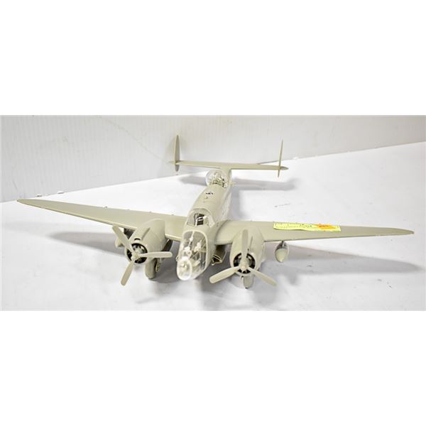 B-24 J LIBERATOR BOMBER PLANE  MODEL
