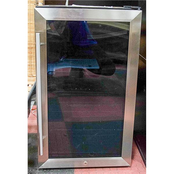 GE 4.1 CU. FT. WINE CHILLER