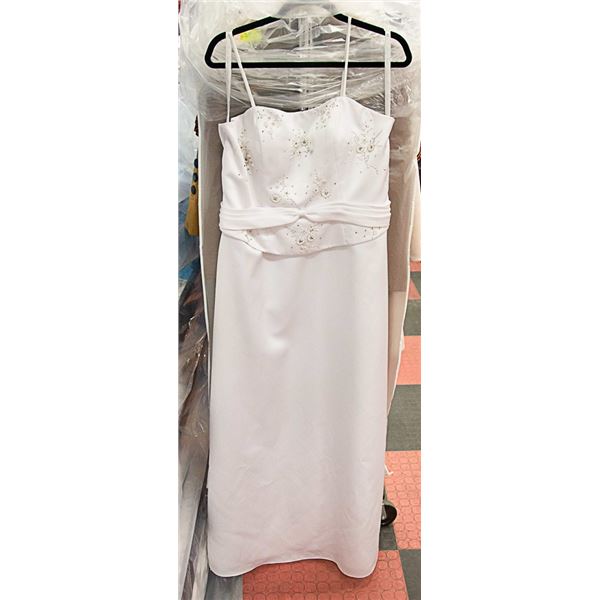 NEW A-LINE WHITE TUTTO-BENE SATIN WEDDING DRESS