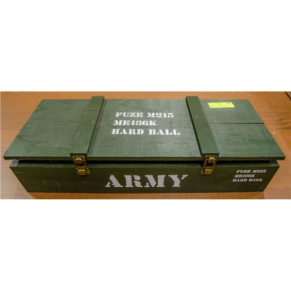 HARD BALL ARMY CASE +GLASS VODKA GUN +6 GRENADES