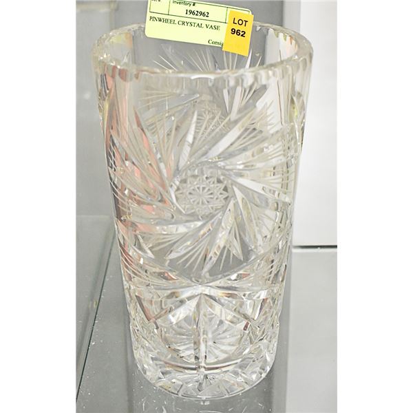 PINWHEEL CRYSTAL VASE