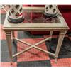 Image 1 : GREY END TABLE WITH GLASS APPROX H-26.5"