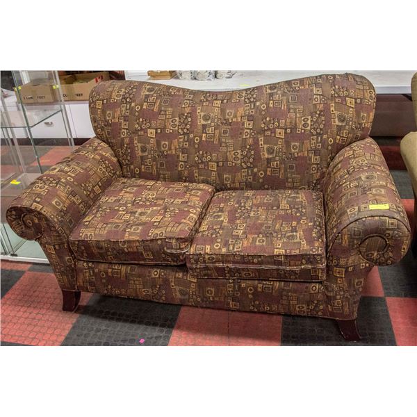 DARK PATTERNED LOVESEAT