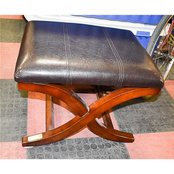 BROWN LEATHER OTTOMAN W/ WOODEN LEGS