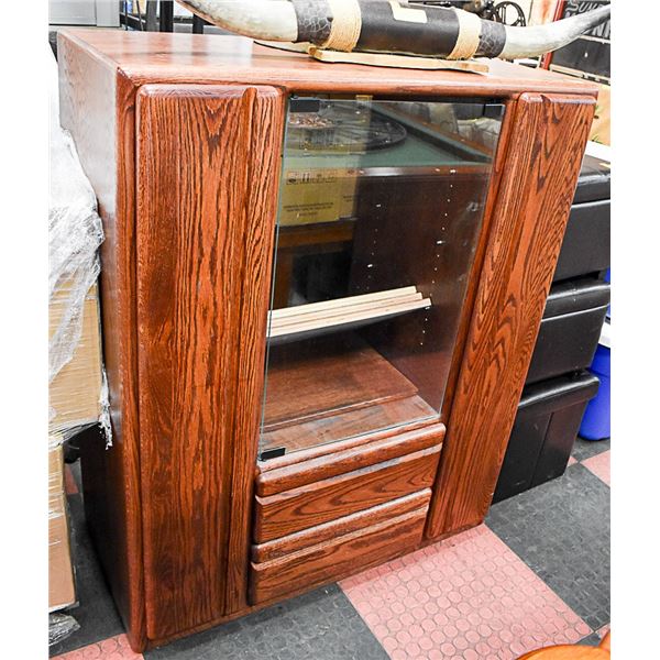 OAK ENTERTAINMENT DISPLAY CABINET