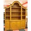 Image 1 : 4PC SOLID WOOD LIVINGROOM HUTCH