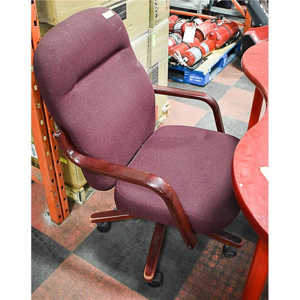 WOOD CHAIR WITH CASTERS