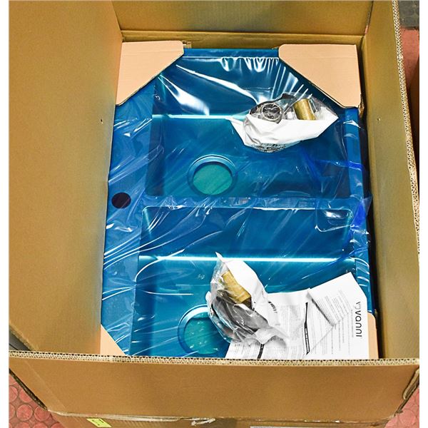 NEW NOVENNI 28" X 21" STAINLESS STEEL DOUBLE SINK