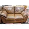 Image 1 : 2 SEATER LEATHER SOFA