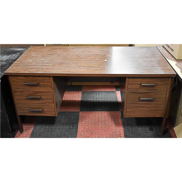 WOOD TONE OFFICE DESK