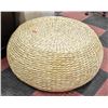 Image 1 : WICKER COFFEE TABLE ROUND 40" DIAMETER WITH LEGS