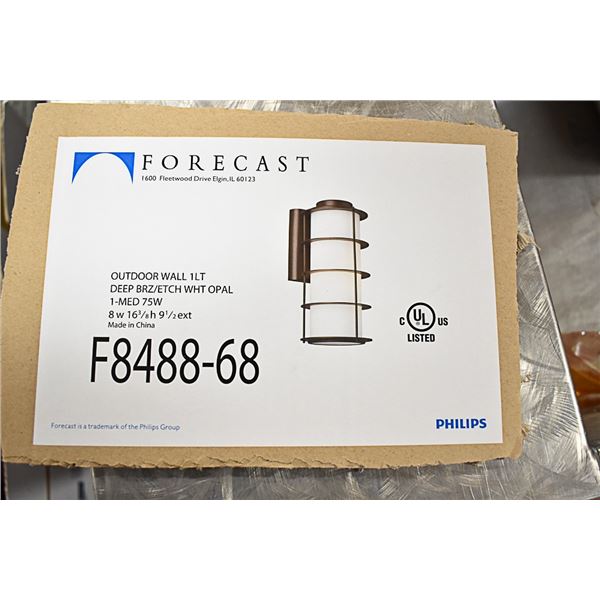 PALLET OF FORECAST OUTDOOR WALL MOUNT LIGHT