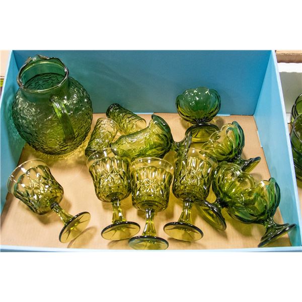 LOT OF 13 PIECES VINTAGE GREEN GLASSWARE