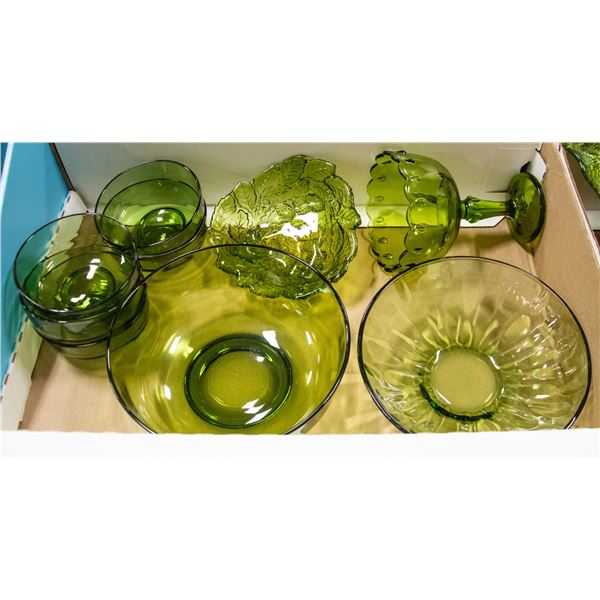 LOT OF 9 PIECES VINTAGE GREEN GLASSWARE