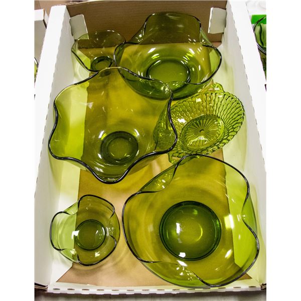 LOT OF 6 PIECES VINTAGE GREEN GLASSWARE