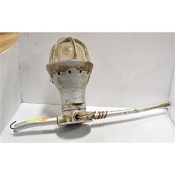 CROUSE HINDS MOD 64 SHATTER PROOF LIGHT FIXTURE