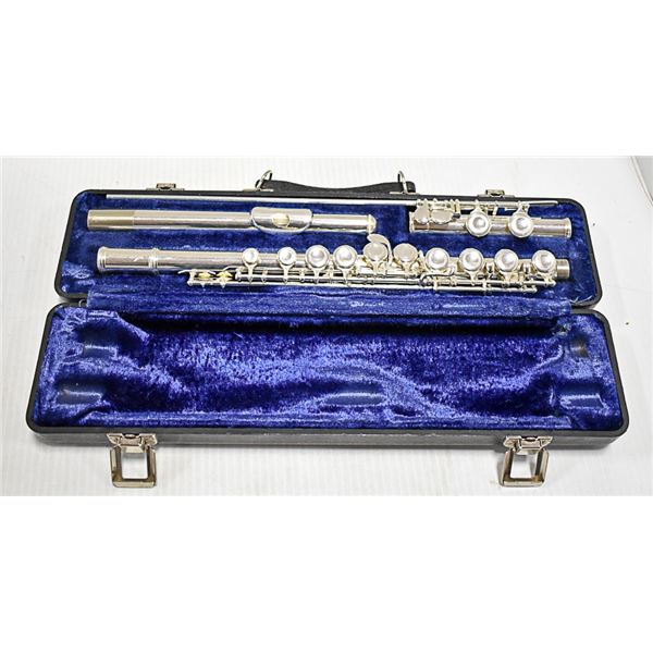 STUDENT MODEL FLUTE WITH HARD CASE