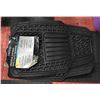 Image 1 : UNIVERSAL CAR MATS