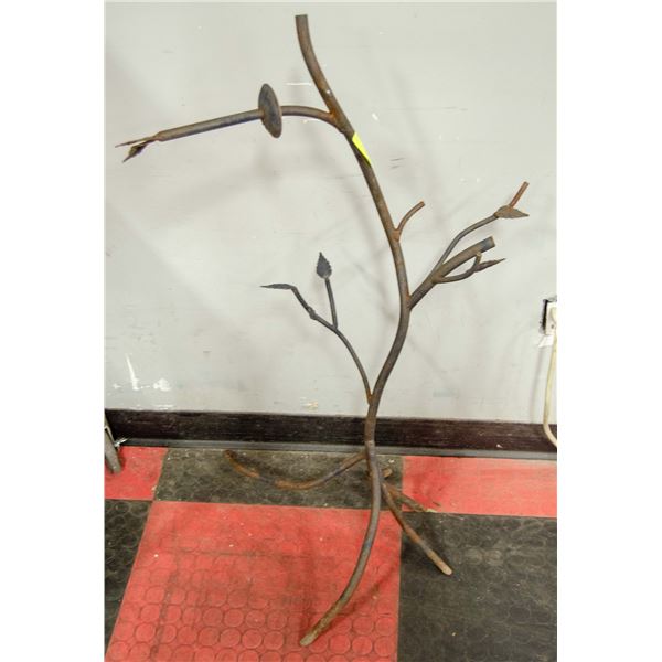 WROUGHT IRON TOILET PAPER HOLDER, LEAF DESIGN 34"