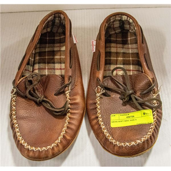 MENS SOFT MOC SIZE 9