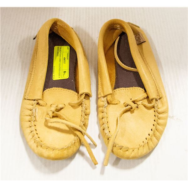 LAURENTIAN CHIEF LEATHER SIZE 4 MOCCASINS